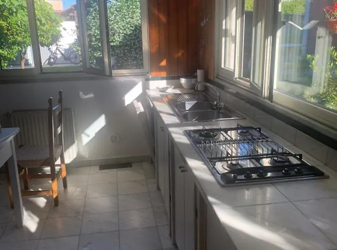 Ferienhaeuschen, Laendlich, Nah Am Meer, Casetta In Campagna Vicino Al Mare ,ariacondizionata Luni